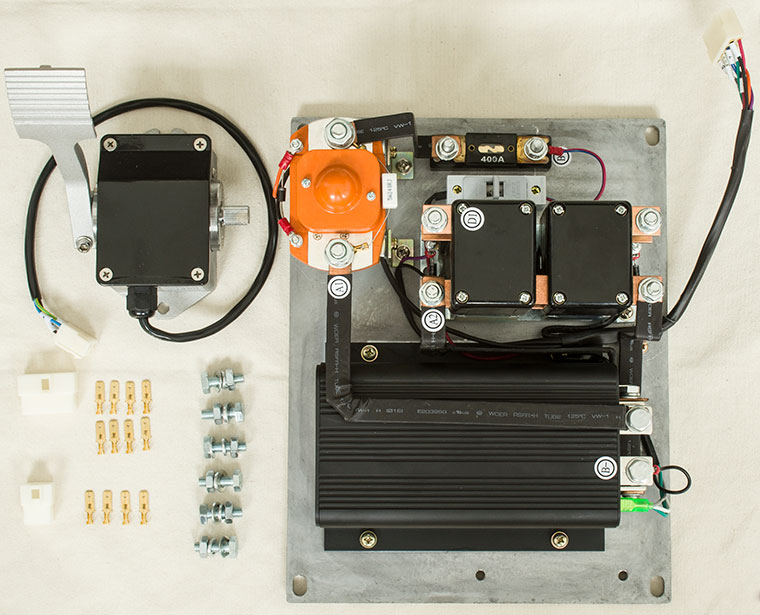 CURTIS DC Serie Motor Controller Assemblage, full function motor controlling set, including a 0-5K ohms potentiometer foot pedal throttle