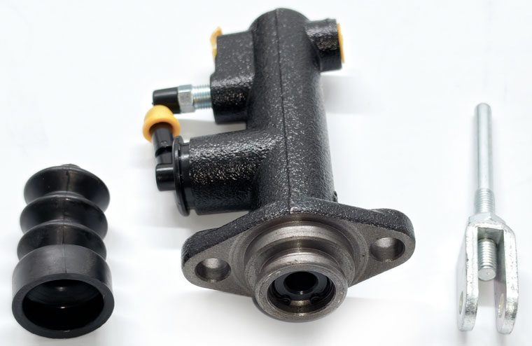 281E5-42101 Master Brake Cylinder, 3/4 Inch Braking Actuator, Part Number 281E5-42101, compatible with 32010-03590, 32010-05220, 32051-01690, 32051-01700, 70001-08631, and 32010-03600