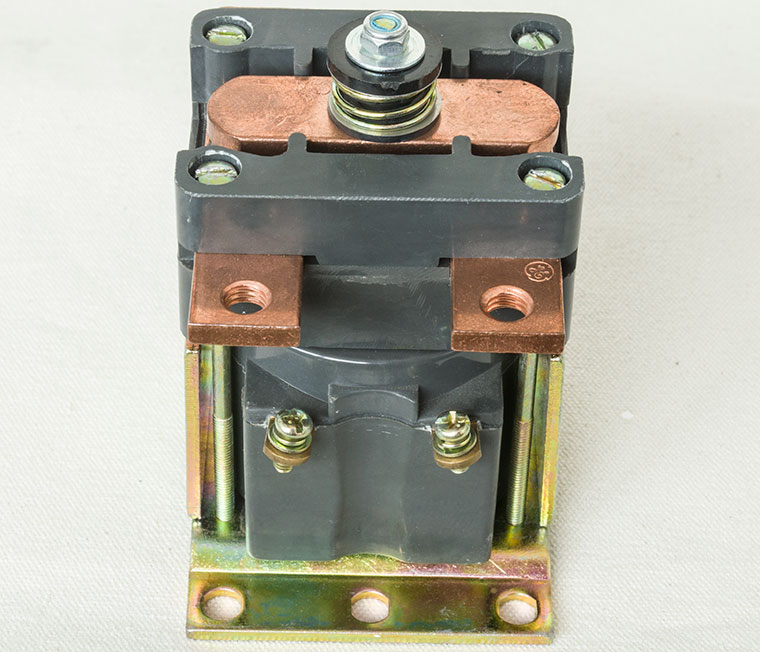 GE 40V/60V 80A DC Contactor IC4482CTTA100AH248XN, Forklift Lifting Contactor. Typical application: CAT LIFT 97E2203800.