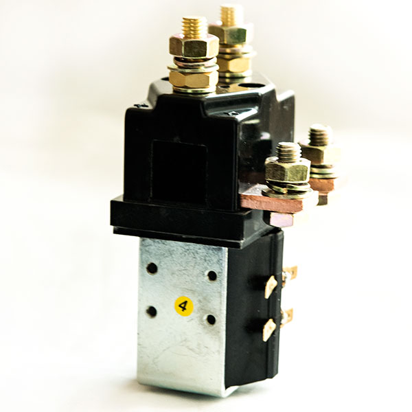 400A SPDT DC Contactor QCC25C-400A/11, One Normal Open And One Normal Close Solenoid