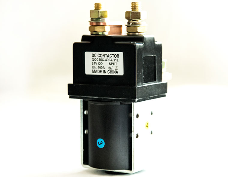 400A SPDT DC Contactor QCC25C-400A/11L, With Long Contact, One Normal Open And One Normal Close Solenoid