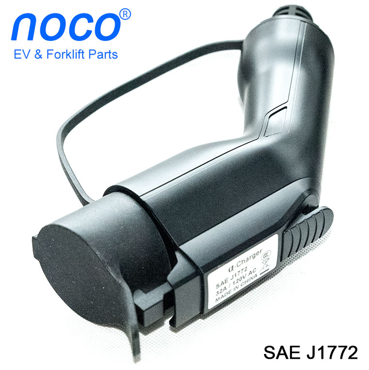 Electric Vehicle 16A AC Charging Gun, European 240V, US Standard 120V, 220V / 110V AC Power Input